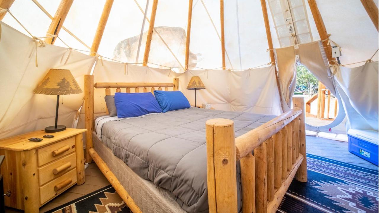 Ok Rv Park Glamping Tipi Ok55 Hotel Moab Exterior foto